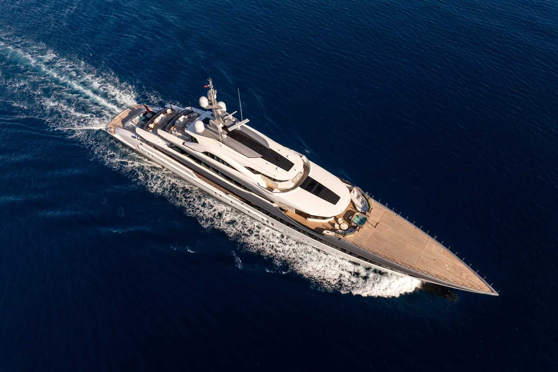 Bilgin 263 Al Reem at sea